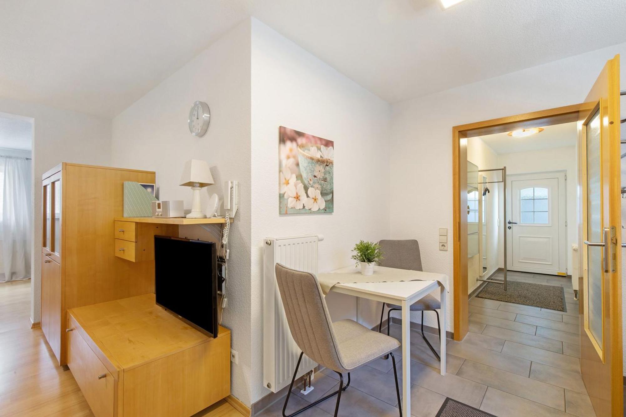 Ferienwohnung Emilia, 36Qm Münsingen Eksteriør bilde